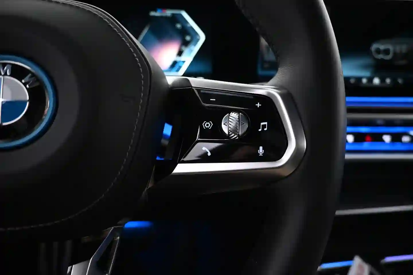 Car Image - 7a19FxEXC19pQDQ0ksYG3D