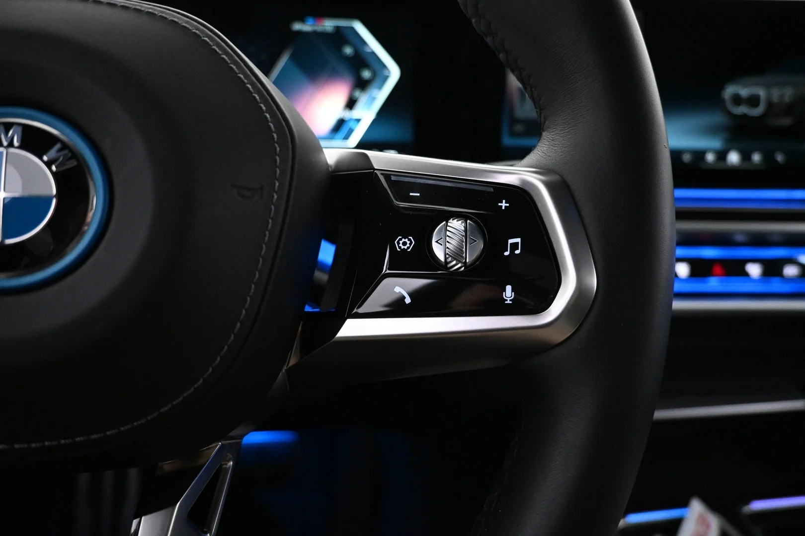 Car Image - 7a19FxEXC19pQDQ0ksYG3D