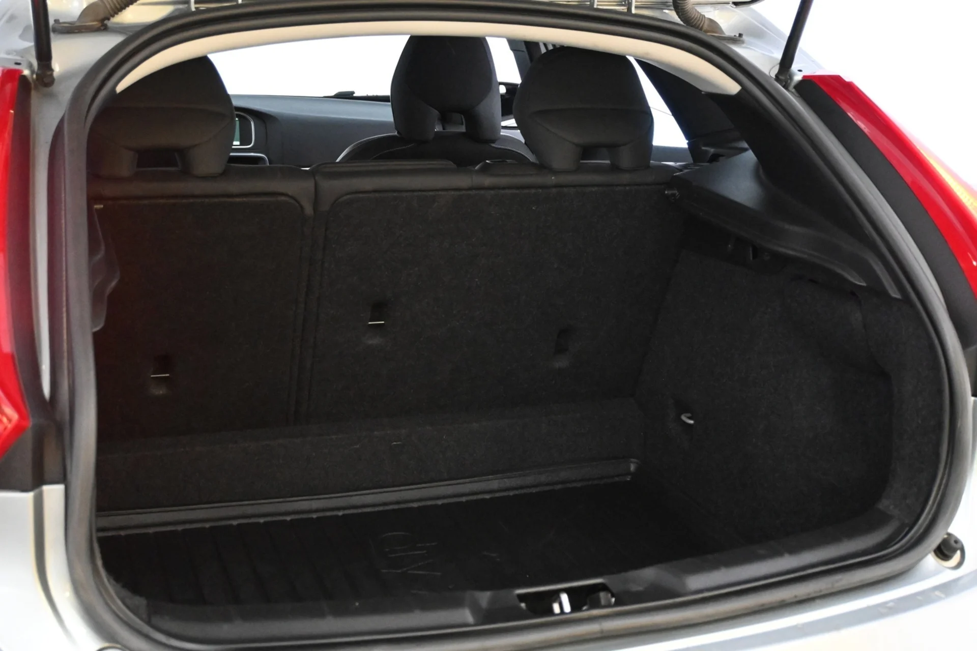 Car Image - 77AQ9AB32nHPd6DKXMfN9H