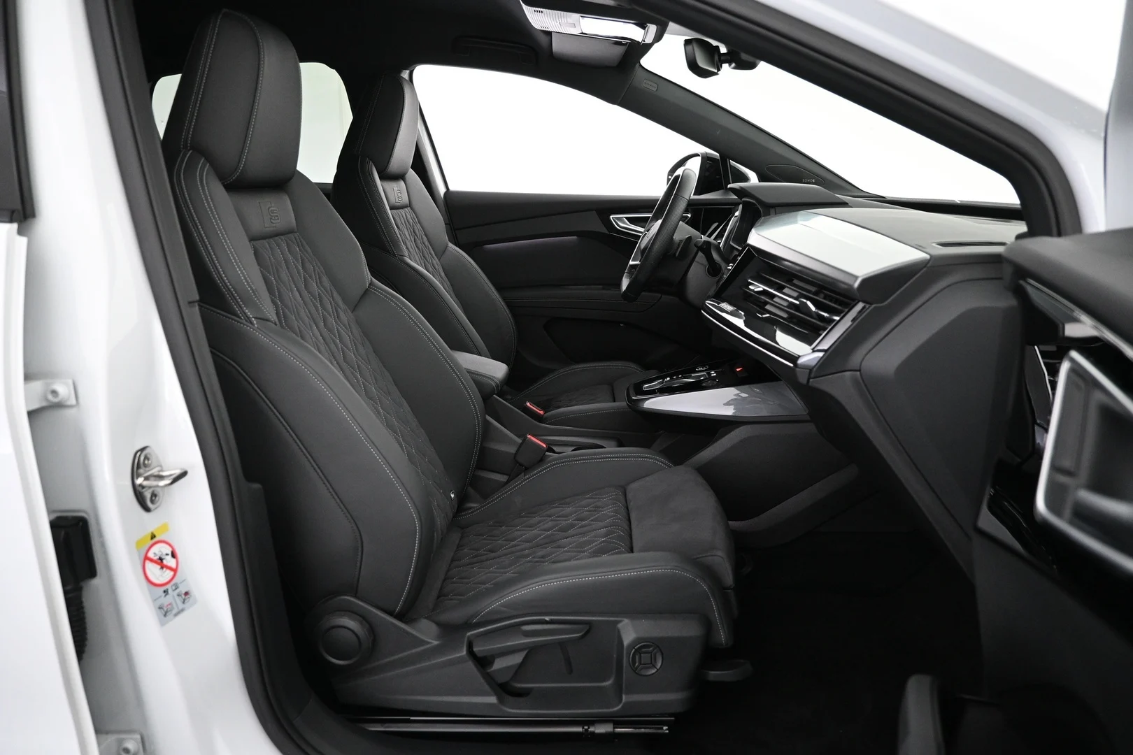 Car Image - O4ACs7zZ9fvtpUvTPBCdr