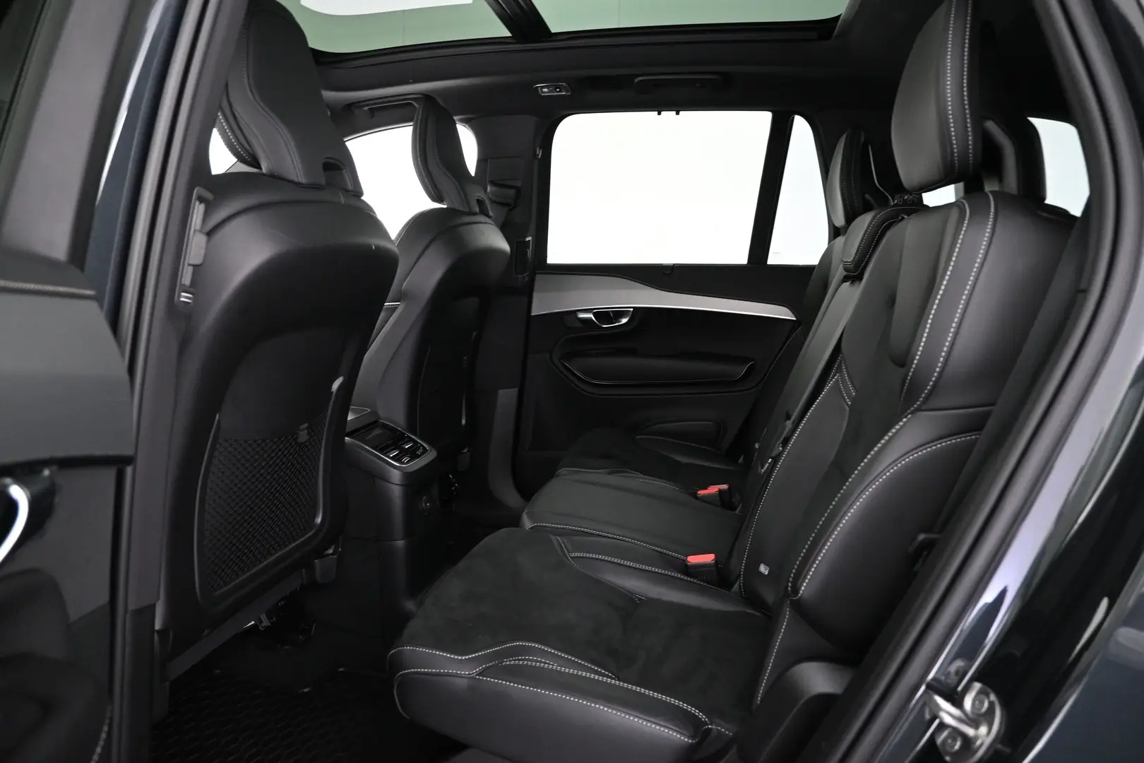 Car Image - 1AMuG9Je06uX0evOAEOkYc