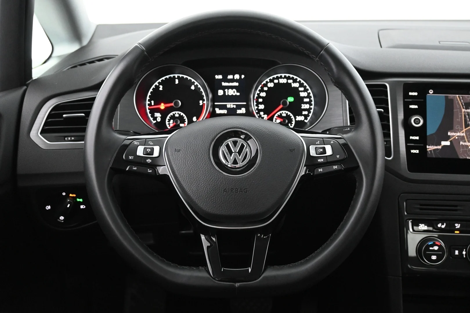Car Image - 7KmoB11RE43HCBGp4ccymE