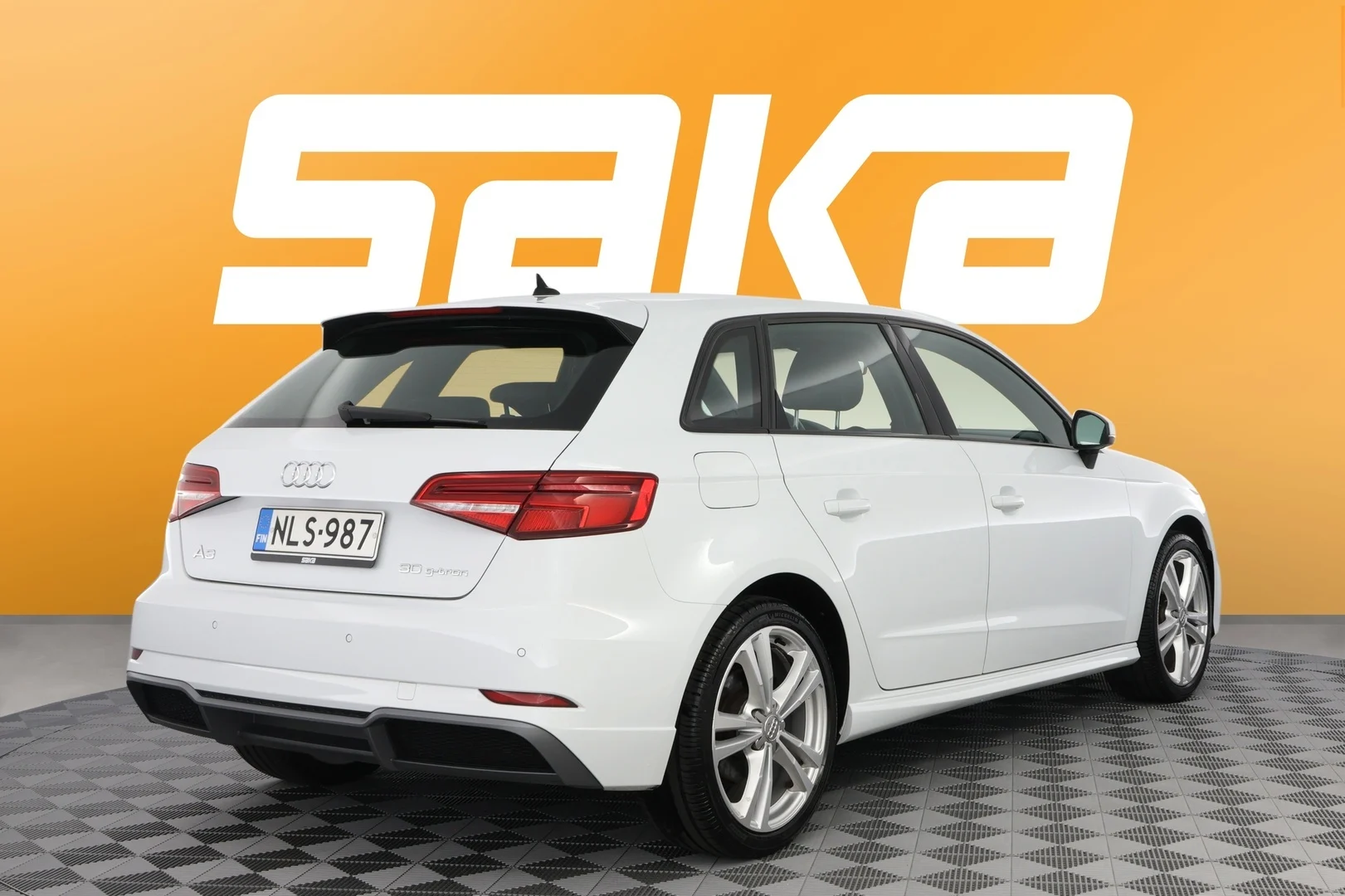 Car Image - 34ectiUITQ8F21zkDoXO47