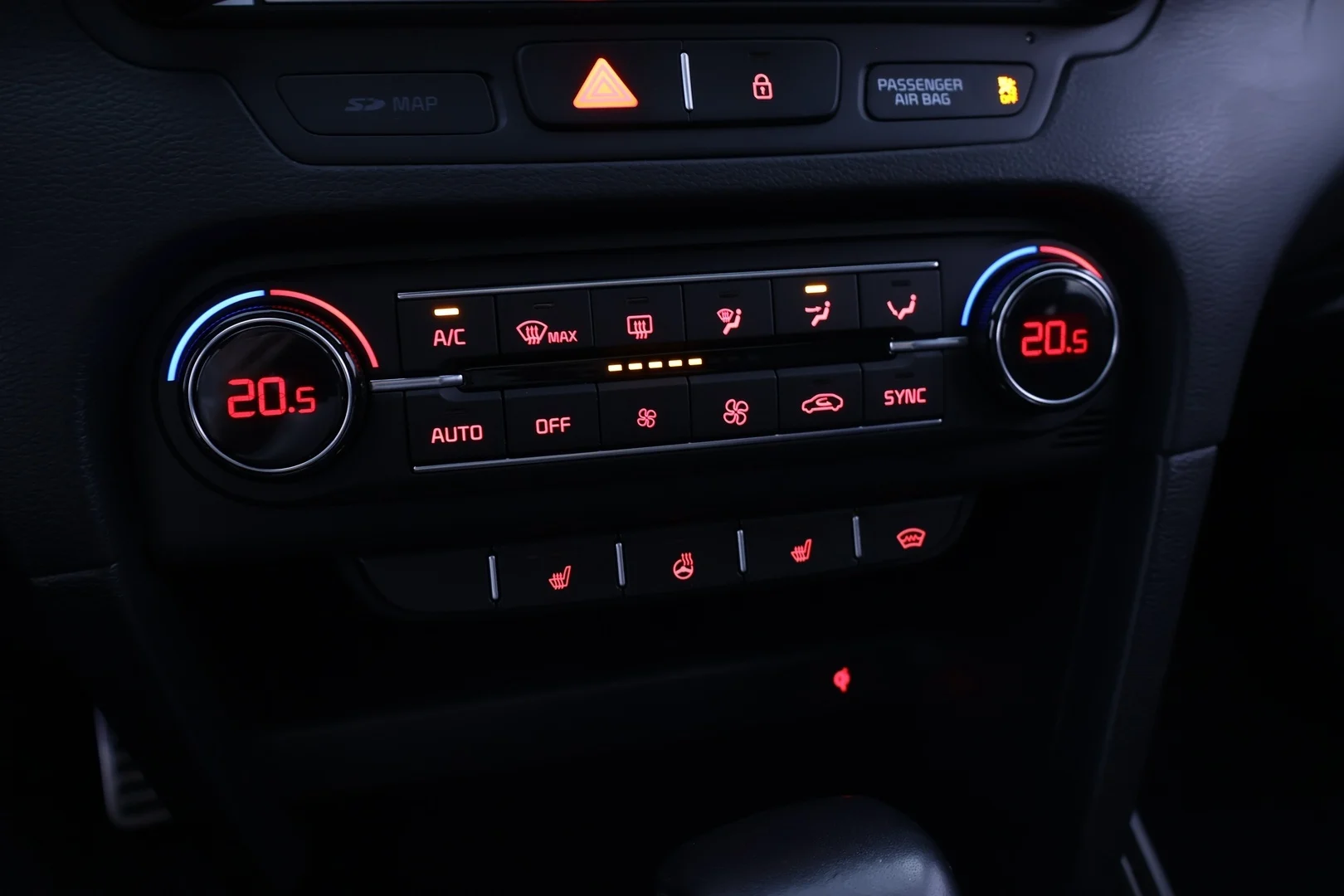 Car Image - 4kbrgE6jCznhbVpOcwpkuP