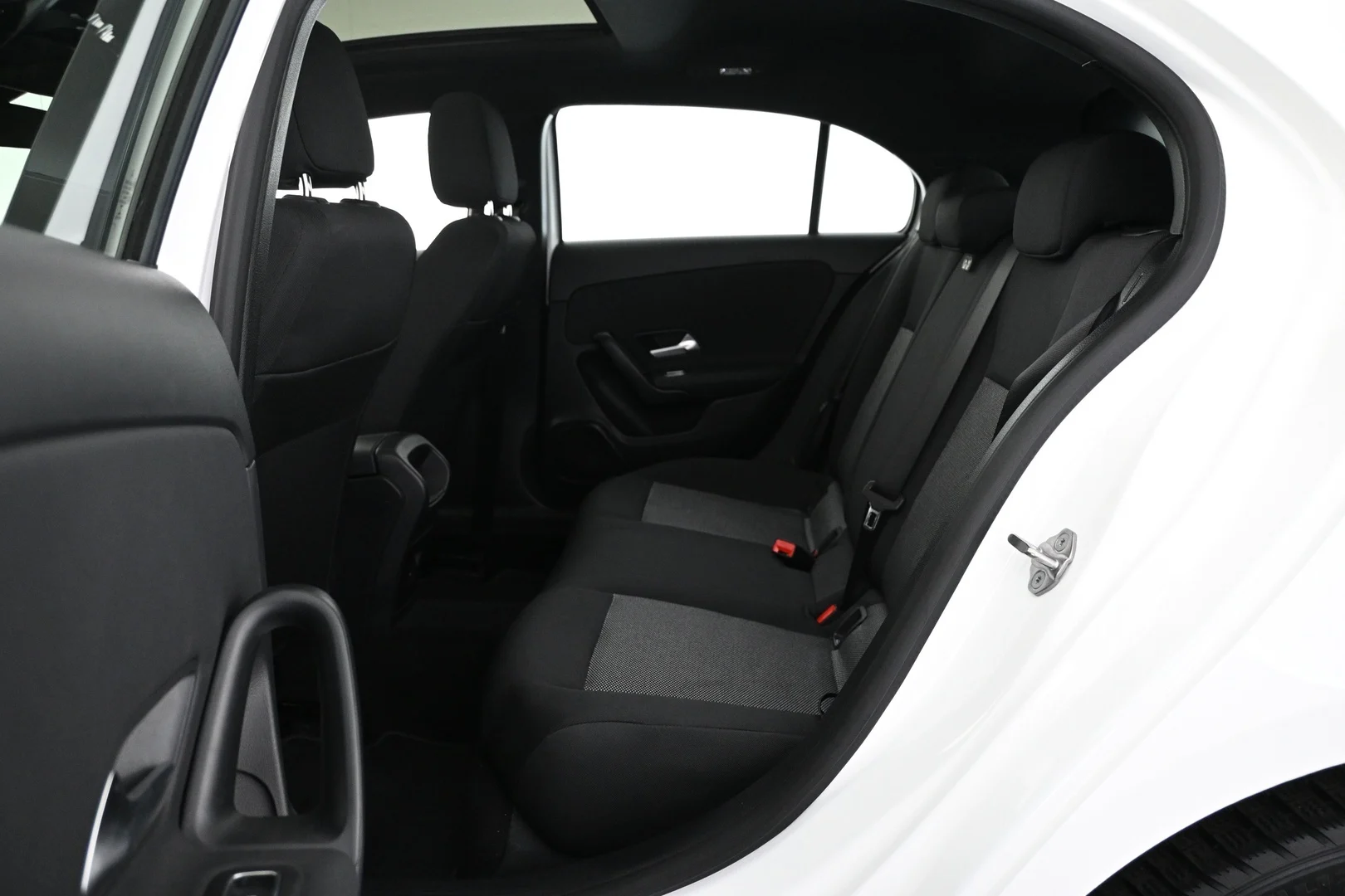 Car Image - 3bYnLbh1nCErvOxznMZzsm