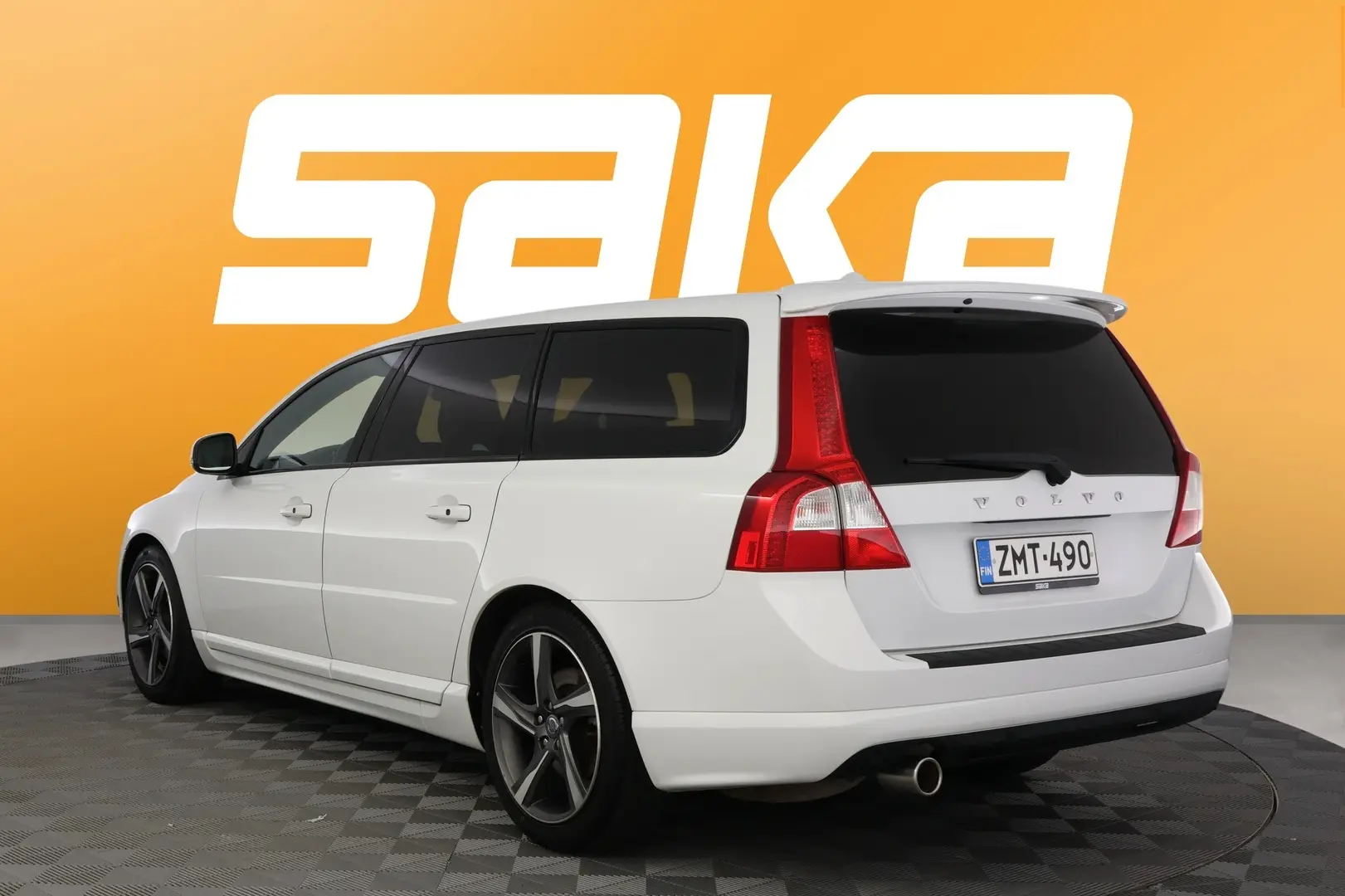 Car Image - 4AaJ5qpeFFk4AWf2ijj7zR