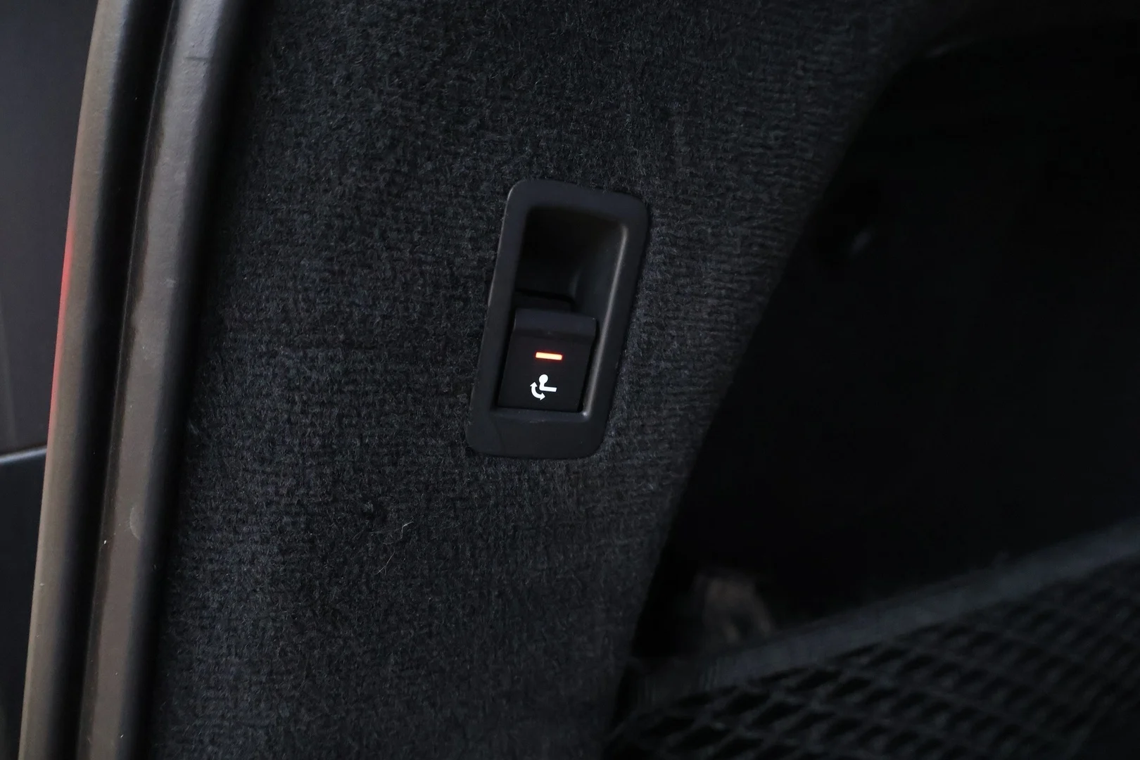 Car Image - 4uBn41JUZuhwcipXenCCeL