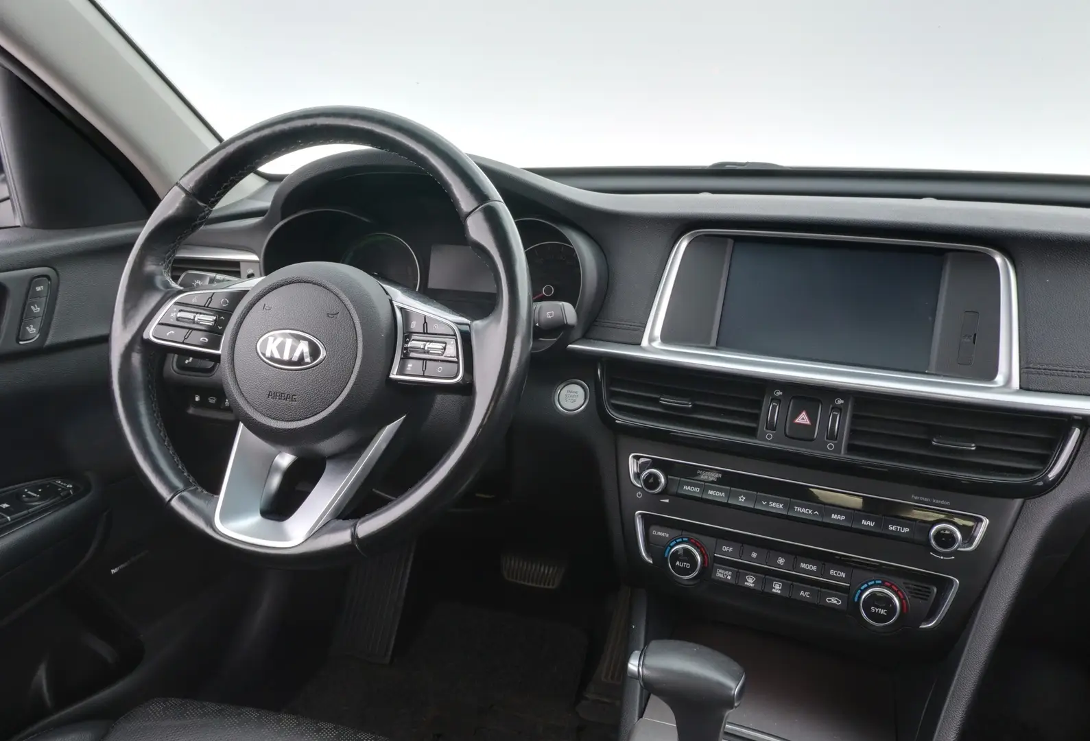 Car Image - 2iKhYbbW1Hu2n5Qz9ydLwJ
