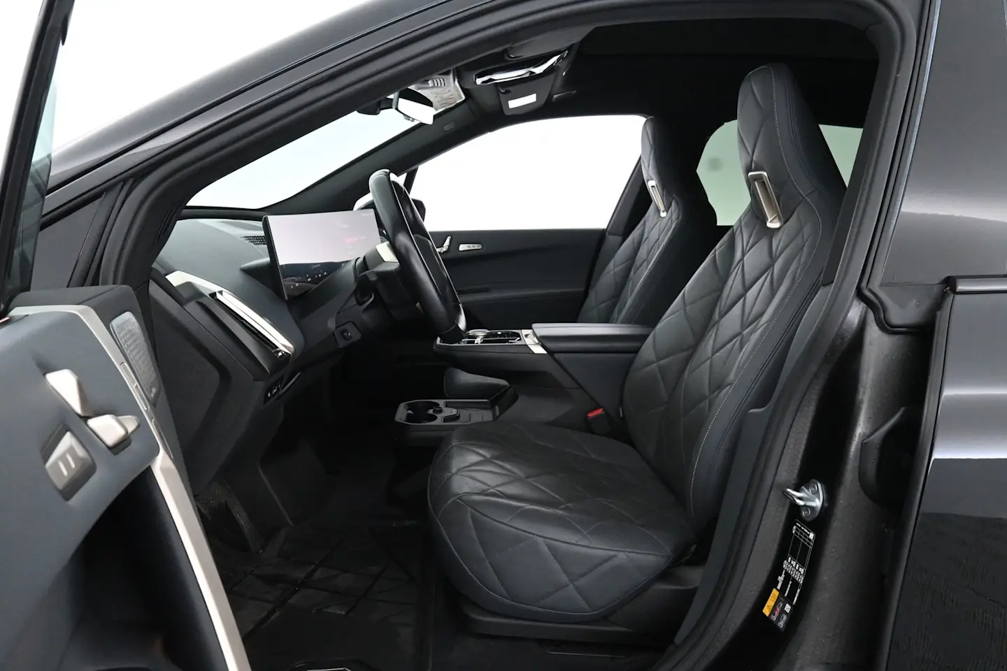 Car Image - 4K6Hz0TvUQsxtr35OYwuH7