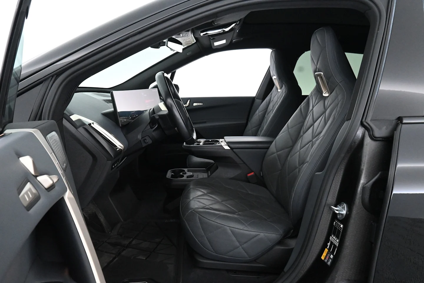 Car Image - 4K6Hz0TvUQsxtr35OYwuH7