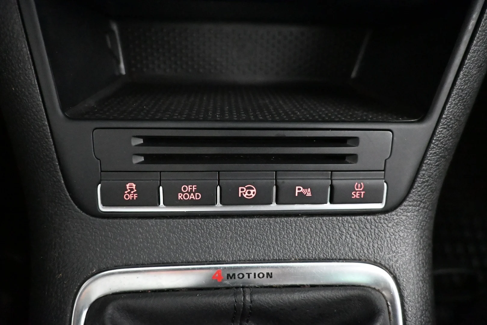 Car Image - 4KEKr0xuxUIpmBJrGd71ip