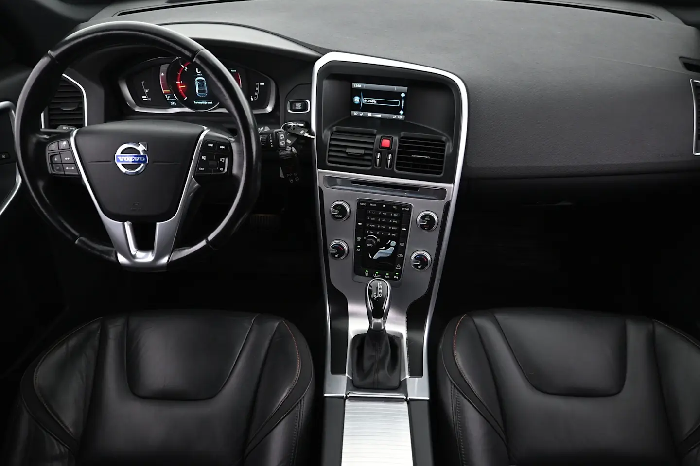 Car Image - 6D8sjKBpyiyjAoScNEot22