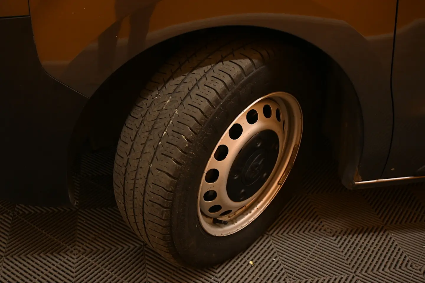 Car Image - 1kX3VQB4ncQfCmPfe7slfB