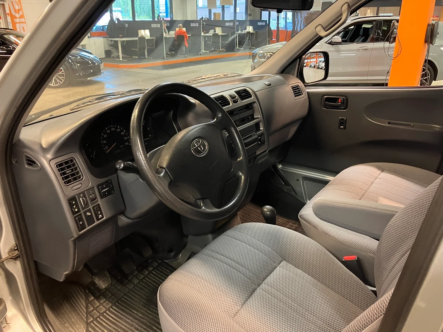 Car Image - 50rxYw5fpXVJ4tXhtBH6WC