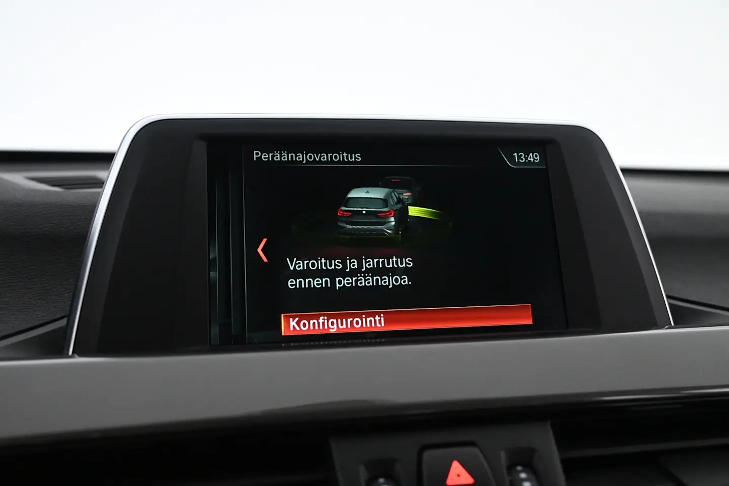 Car Image - 5udx5uuP4a9roQSjRiCfJF