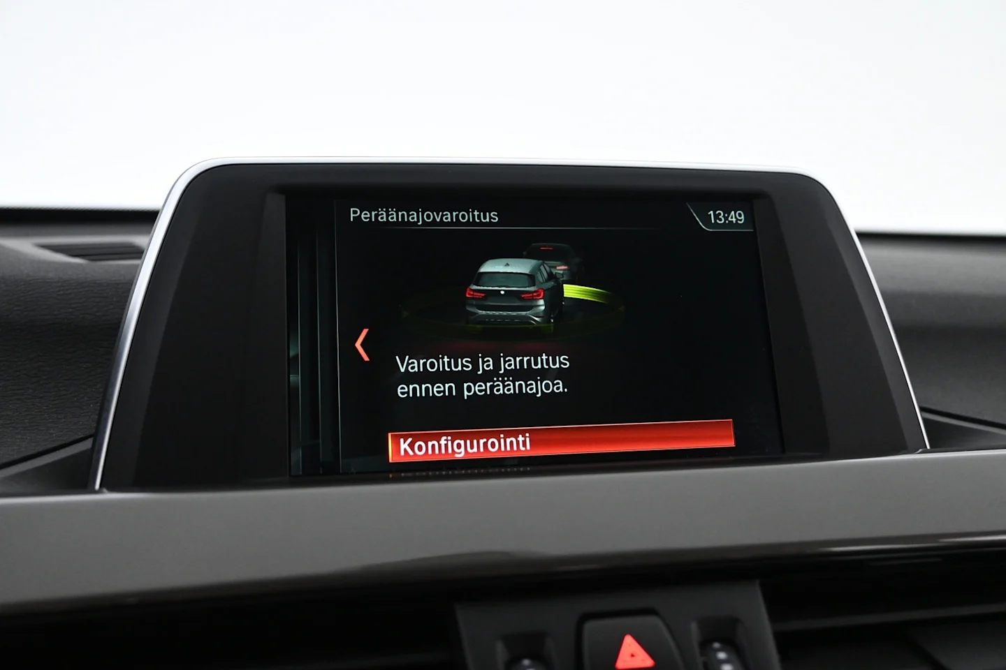 Car Image - 5udx5uuP4a9roQSjRiCfJF