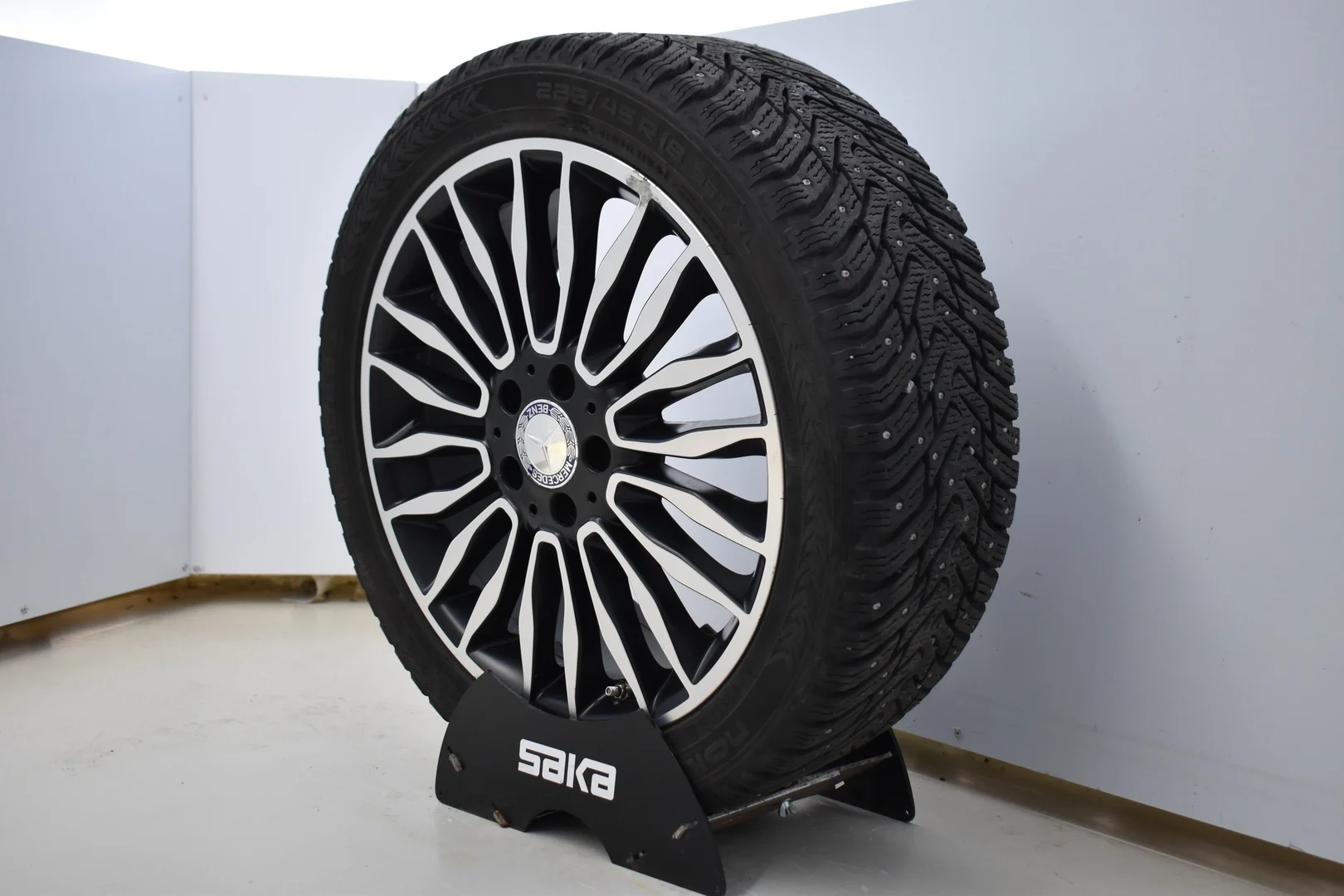 Car Image - BgVg1fZZVvSZD8fuavy1p