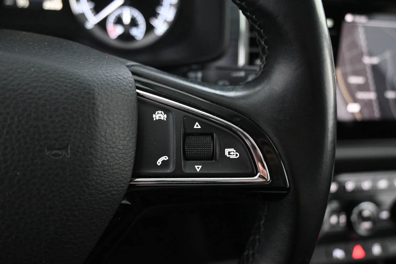 Car Image - 29ApSSFYxLKugIJRfs1iUJ