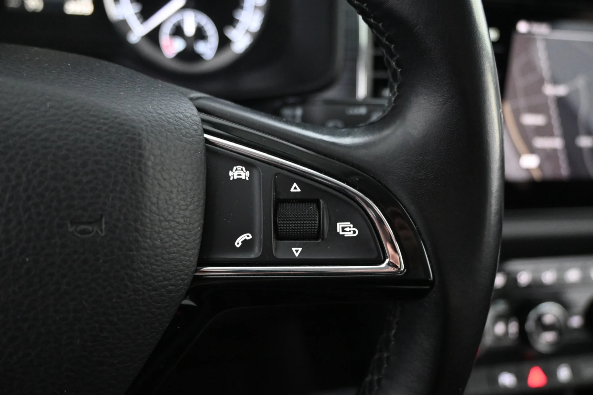 Car Image - 29ApSSFYxLKugIJRfs1iUJ