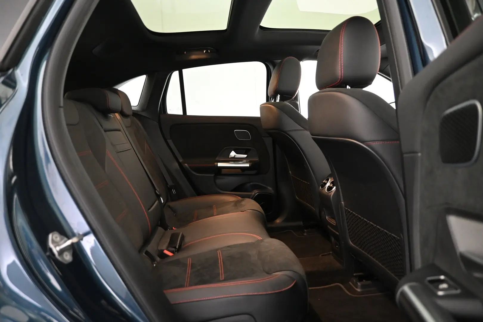 Car Image - 3Pdi0K29OHfY20BqxDw0bd