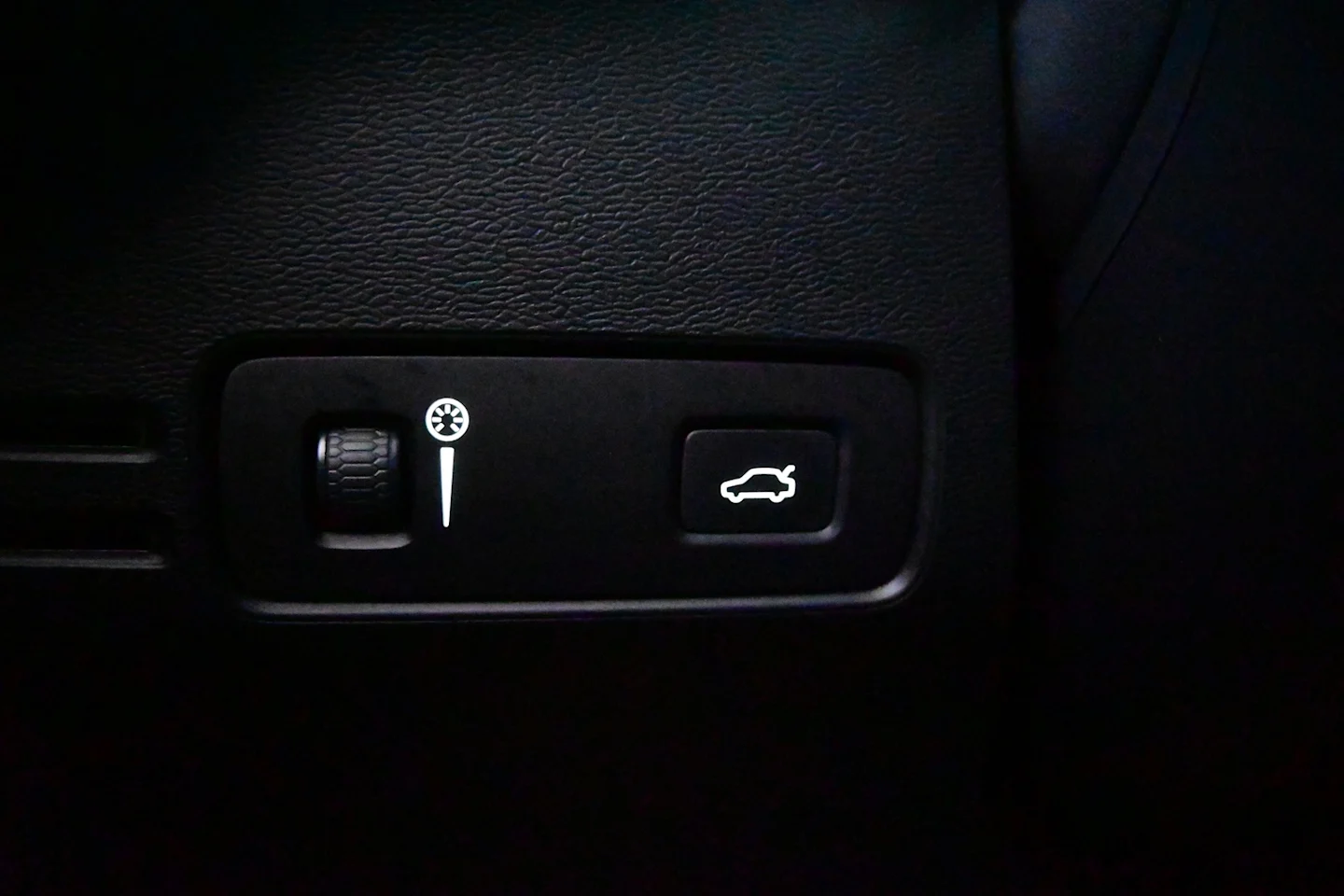 Car Image - 32QDzrarLenbHQuvJW6oJ0