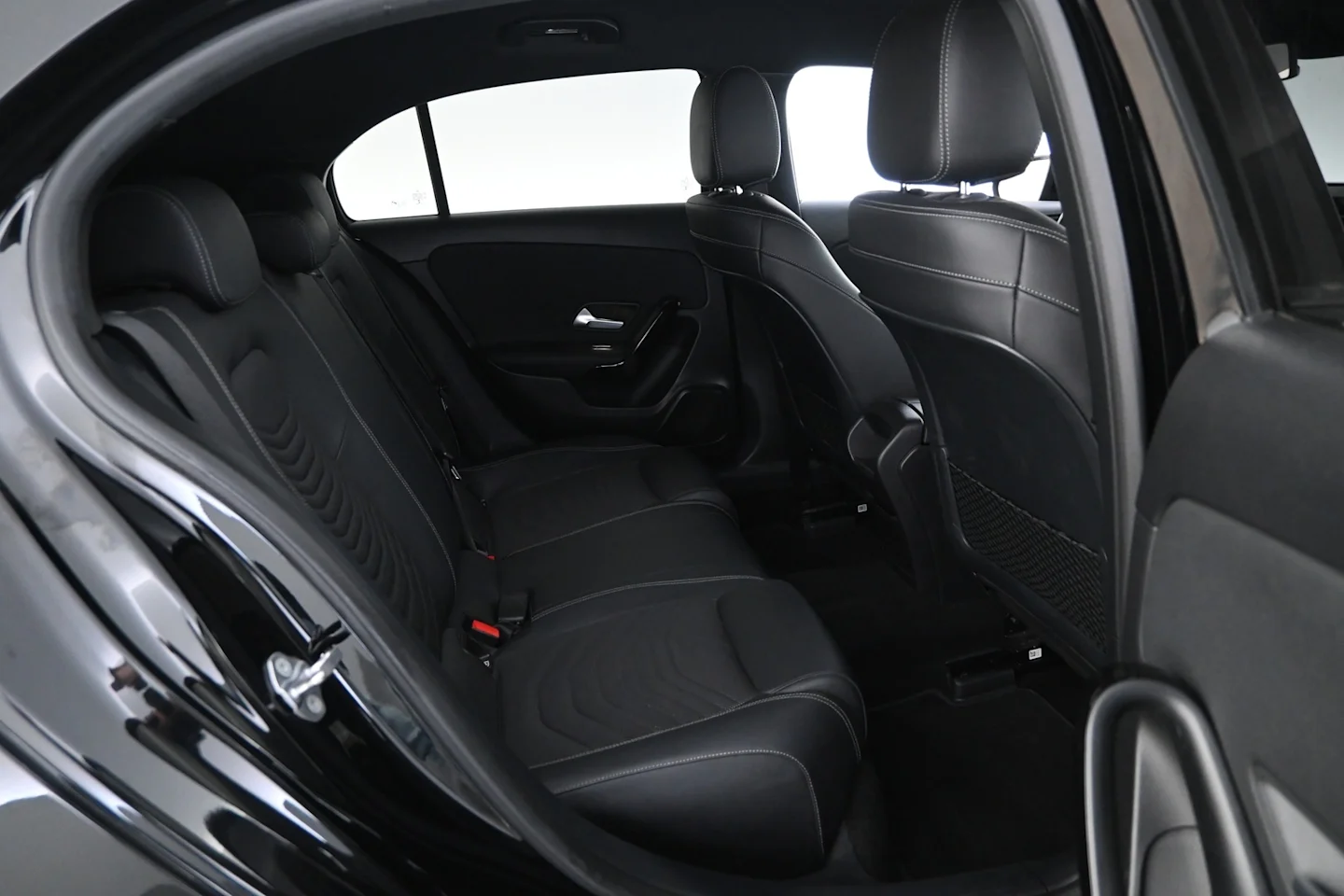 Car Image - fBA4JG6lv0Hr5XOX5T8EC