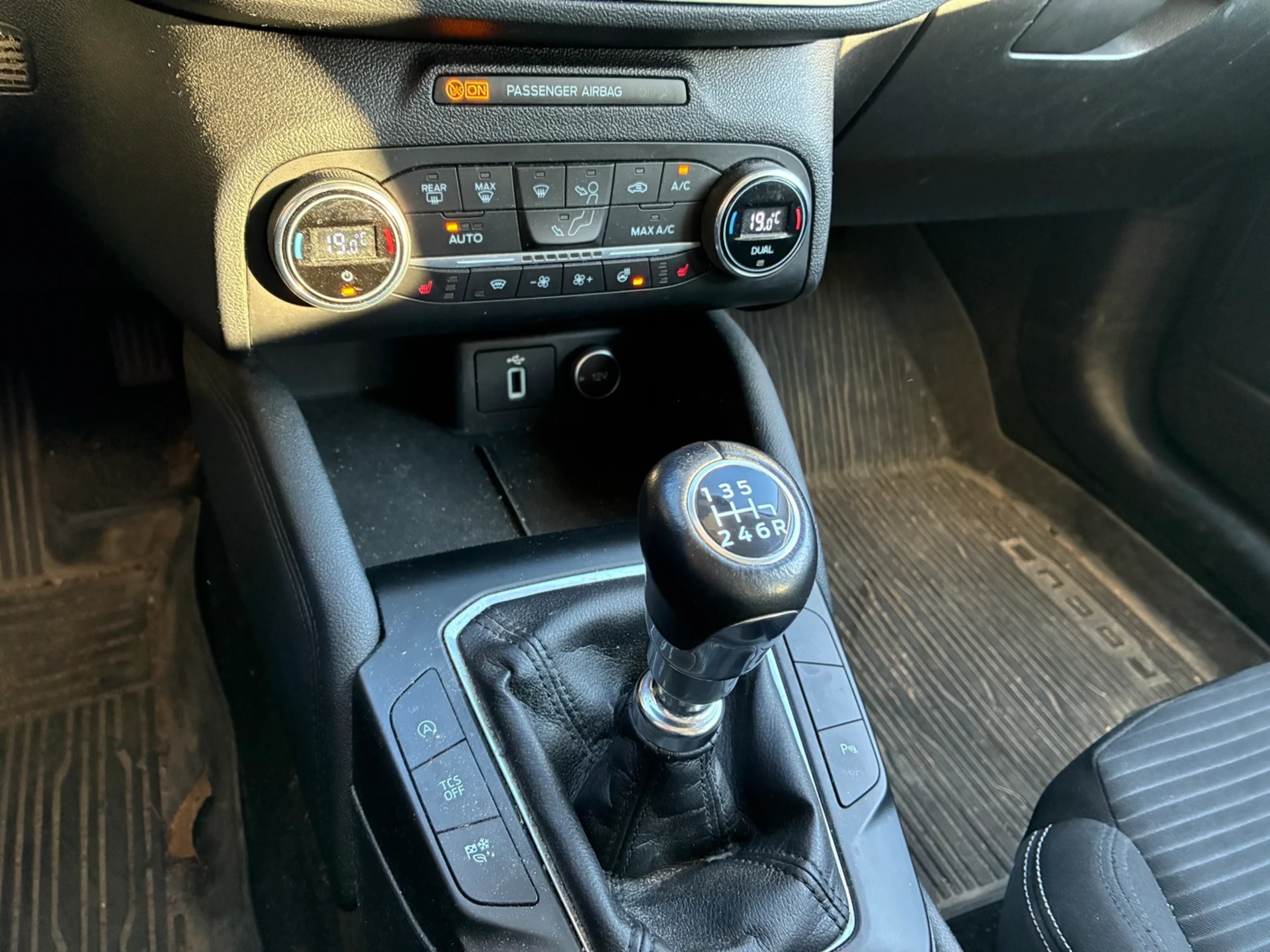 Car Image - 5lwYpIQTAcEJjC8siRmJFp