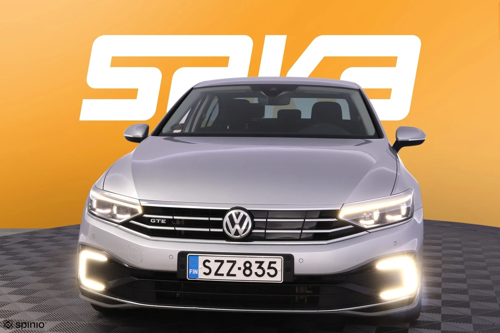 Car Image - 5nUXEul7H4xnBTfSazEEoM