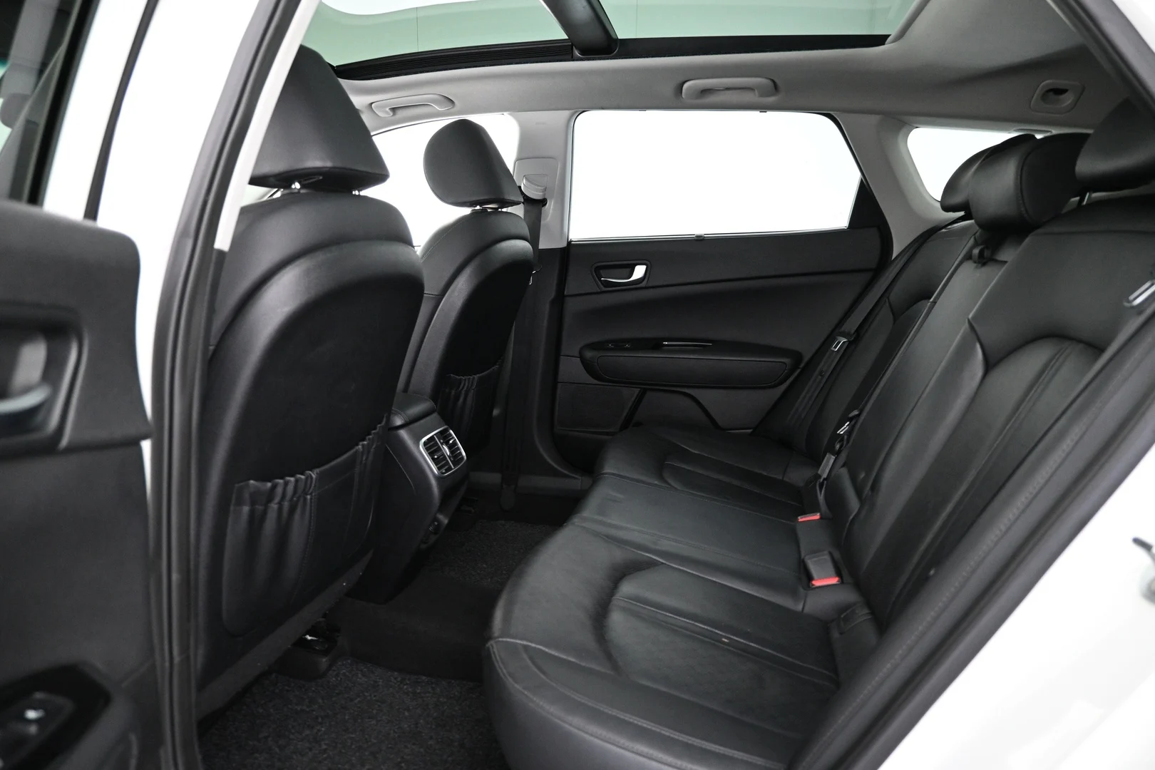 Car Image - 1tOvtE35YjESbwC5ojwISN