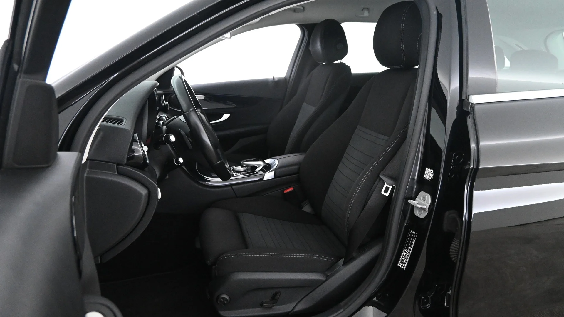 Car Image - 8fsJWIVRYIdcwd6IQihQN