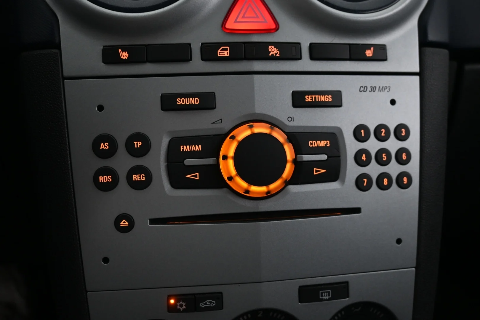 Car Image - 77W4pgDR2QLk4tqT1Q7qpv