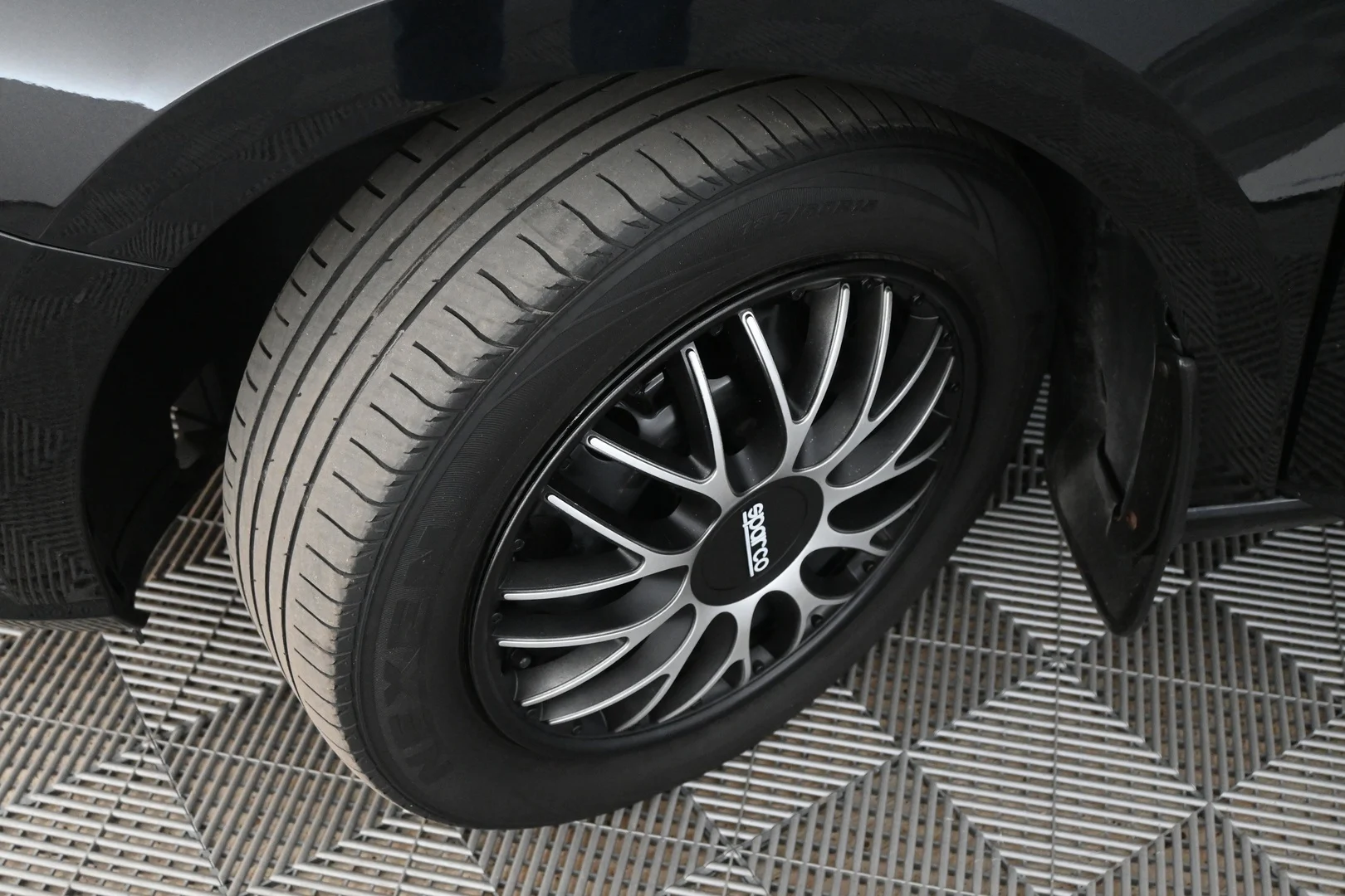 Car Image - ElVHj4VRRE6tH3tTio58G