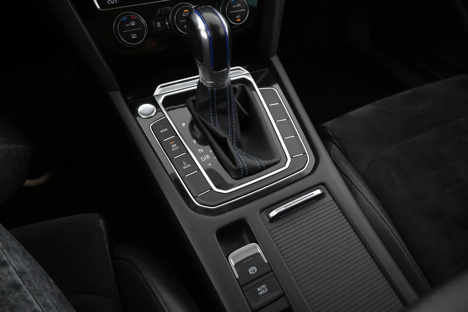 Car Image - 6SVpV2hiP0aGTcV6n4E7Qf