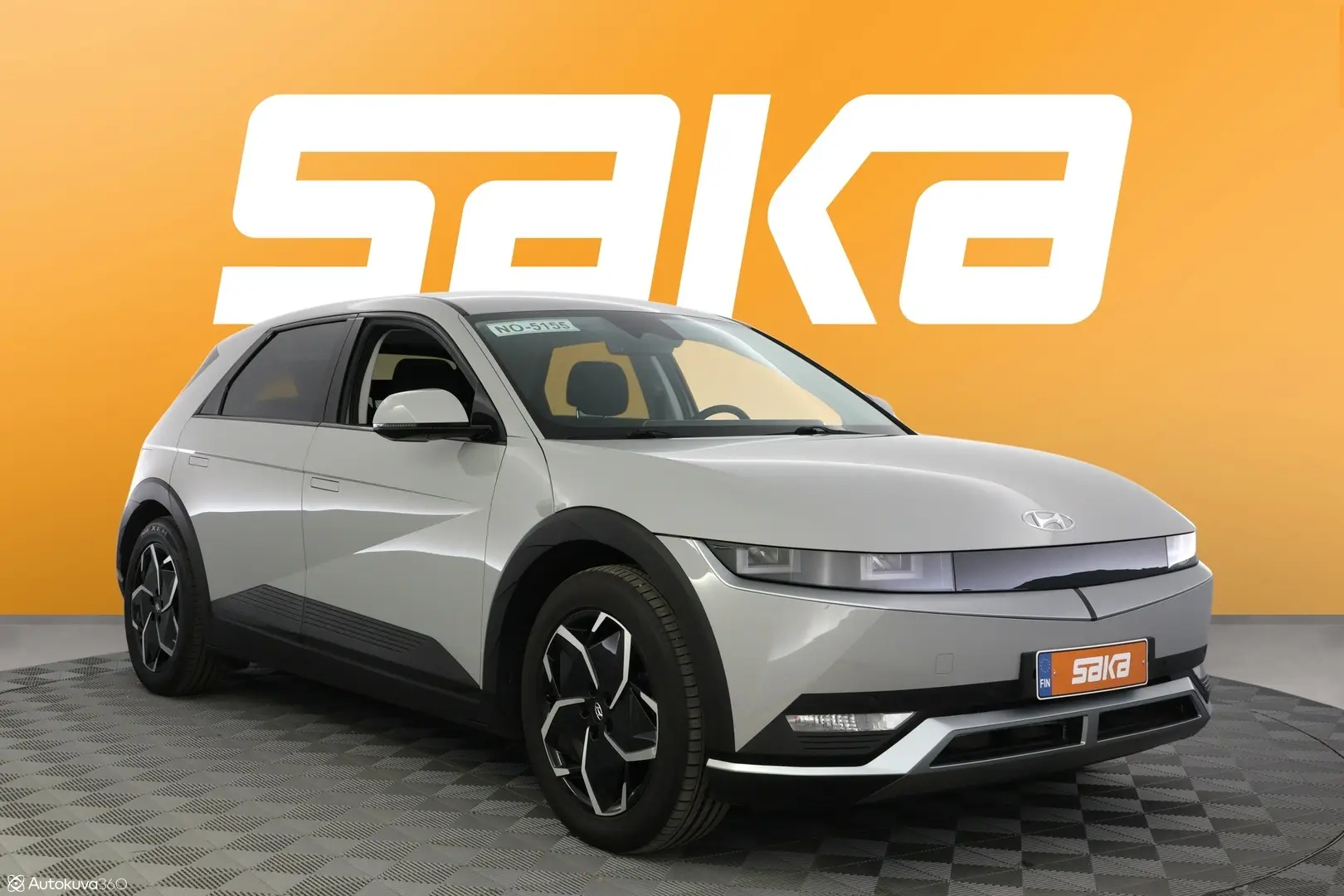 Car Image - 7F1nyAcoVd5ydqUq8I9G6S
