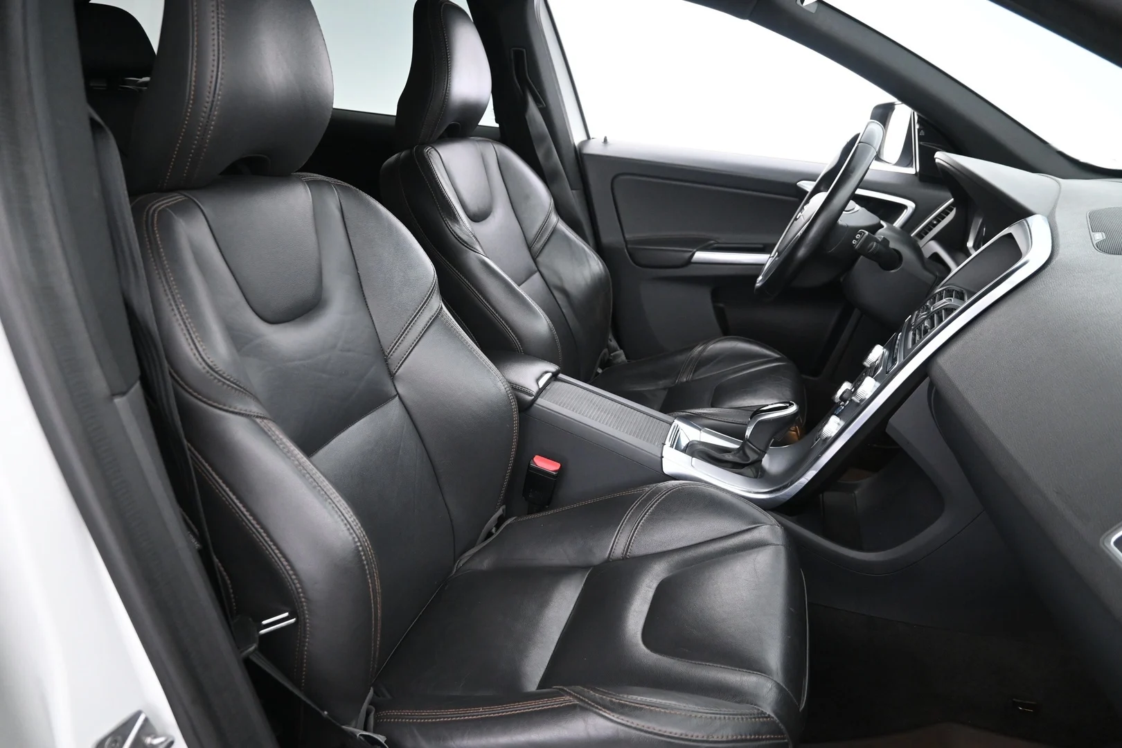 Car Image - 45fTbKPT6vs7YL6sogLMlN