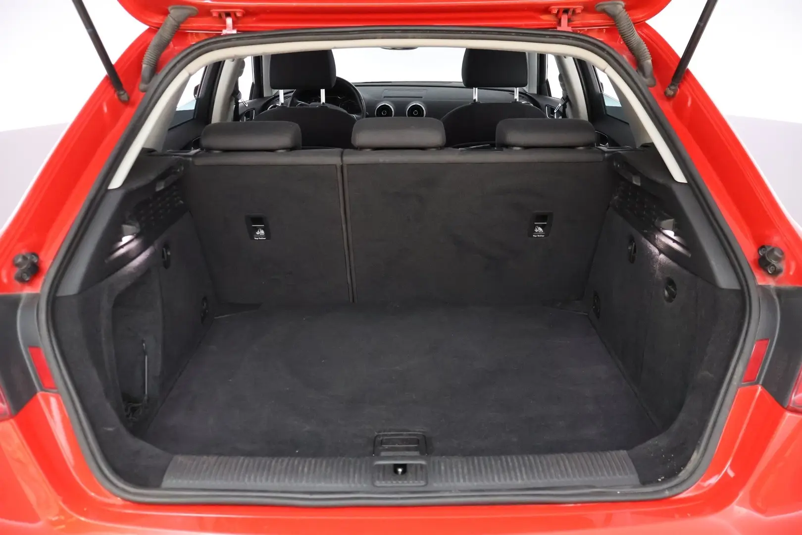 Car Image - D1dMHOjU0ofGtKU4Igty4