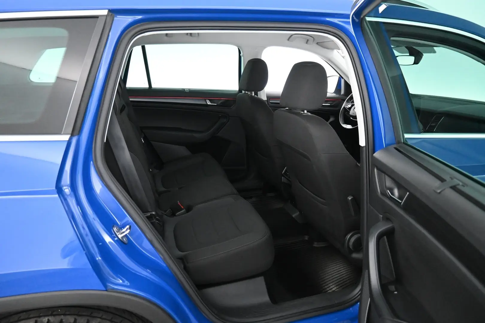 Car Image - joTZbZQaALyiWr3nyQrGC
