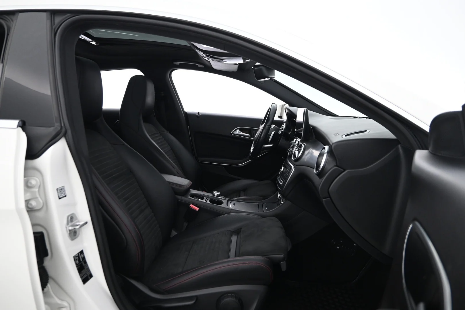 Car Image - 0d0X5v9xQsOZJfiD50Pxg