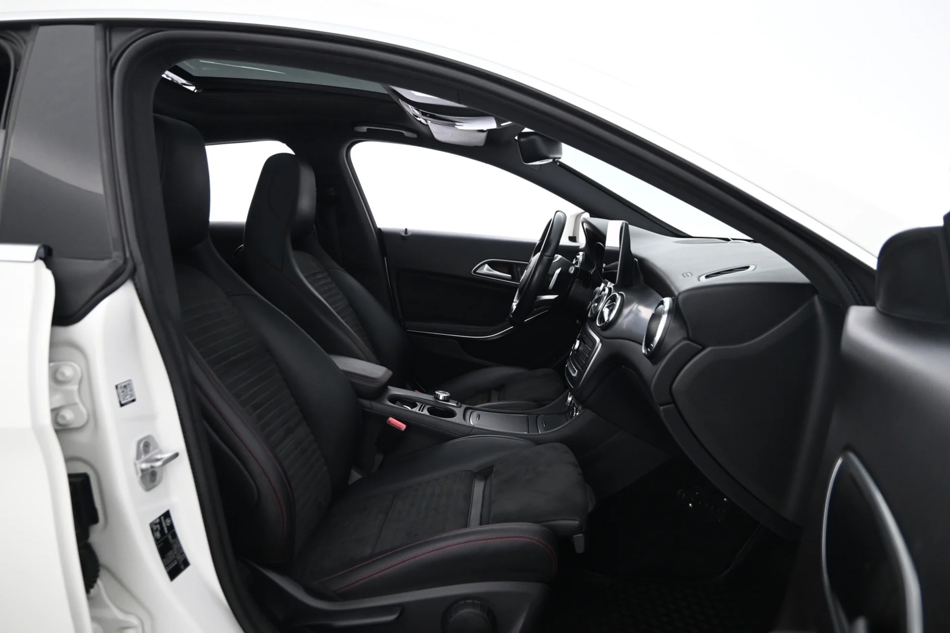 Car Image - 0d0X5v9xQsOZJfiD50Pxg