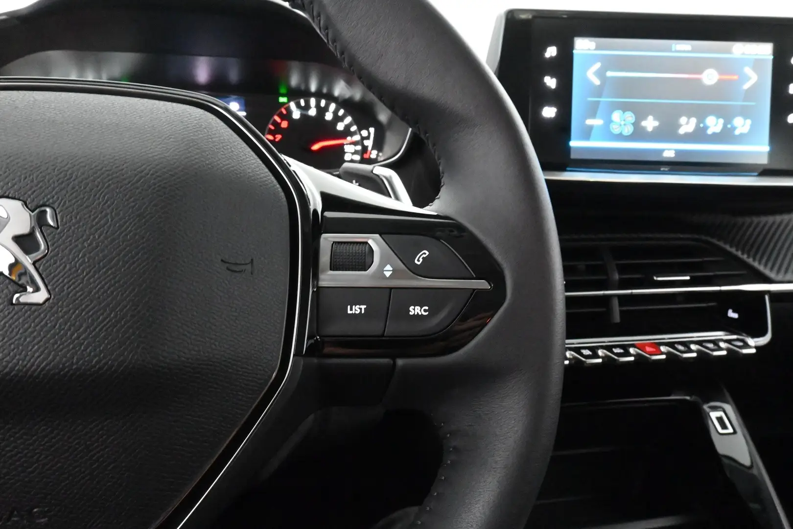 Car Image - 5S6OIYH1xY0Qga2K1EfDNv