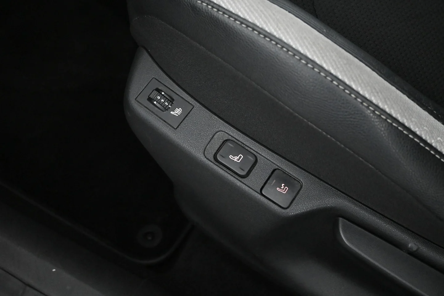 Car Image - 2asm22Y6d2rcJPq2llw8tb