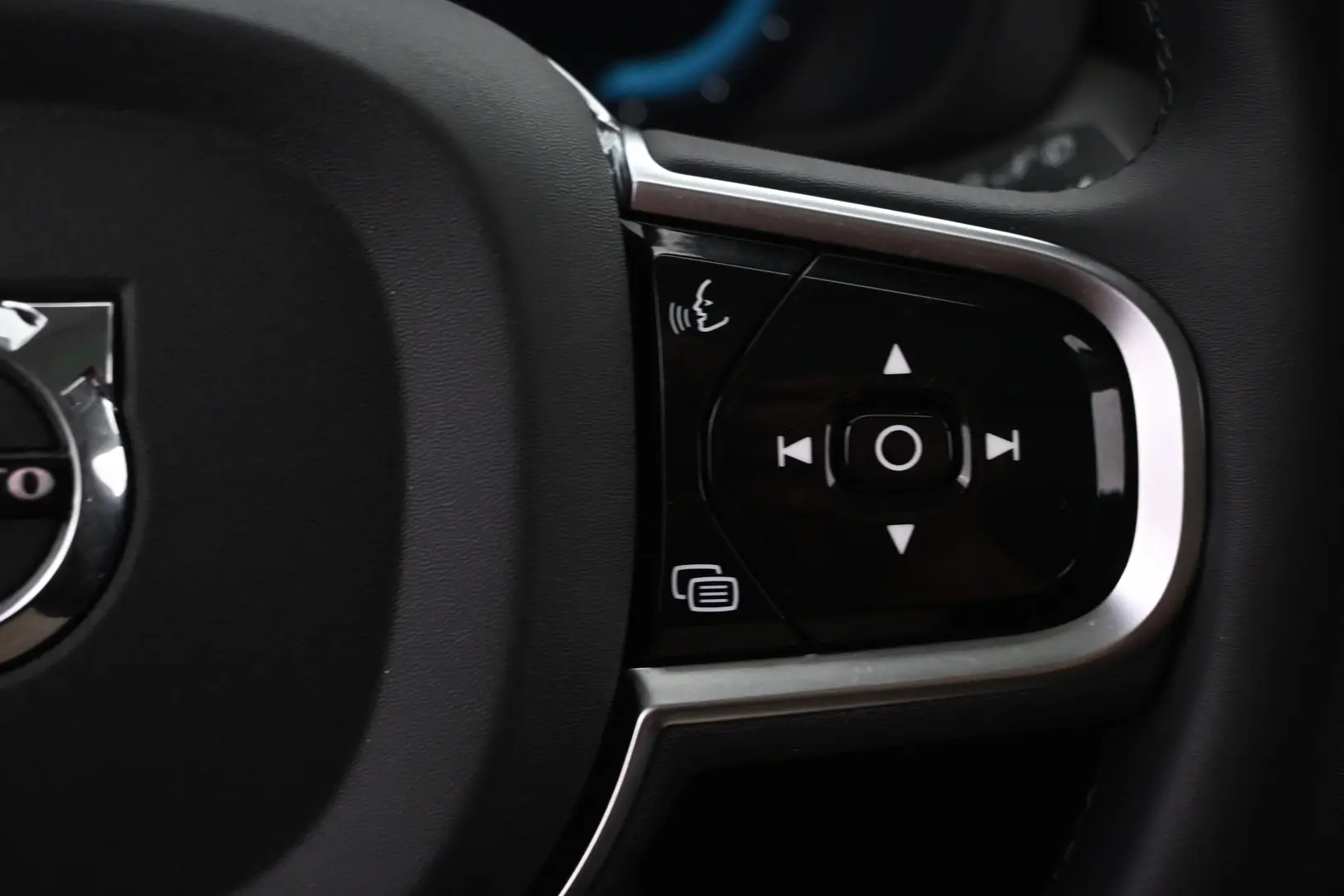 Car Image - 2CFlMgHHxXsTDWjw6G04DA