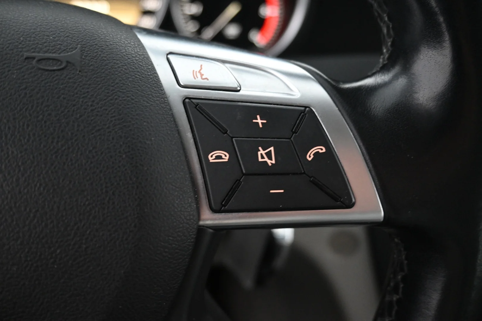 Car Image - 3nvs5tVAdvJrONIVIP0JfA