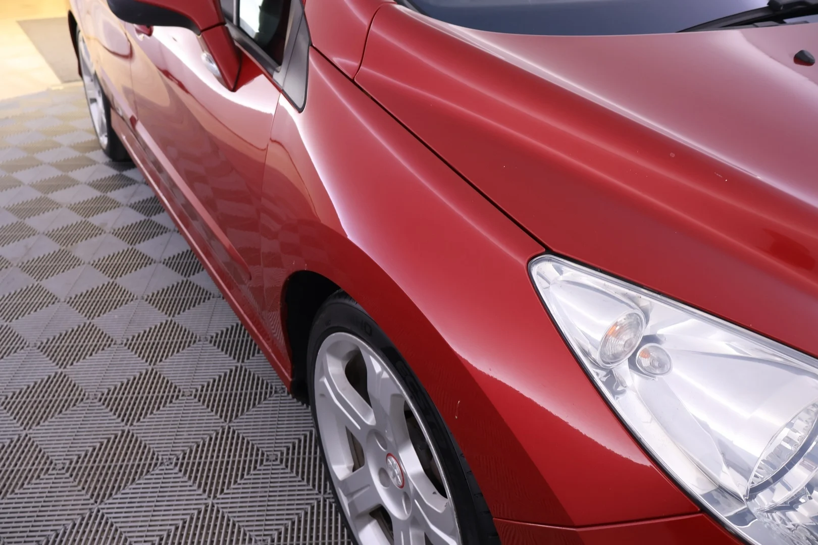 Car Image - 6Fytkpv7aDrxFU48bBMcz