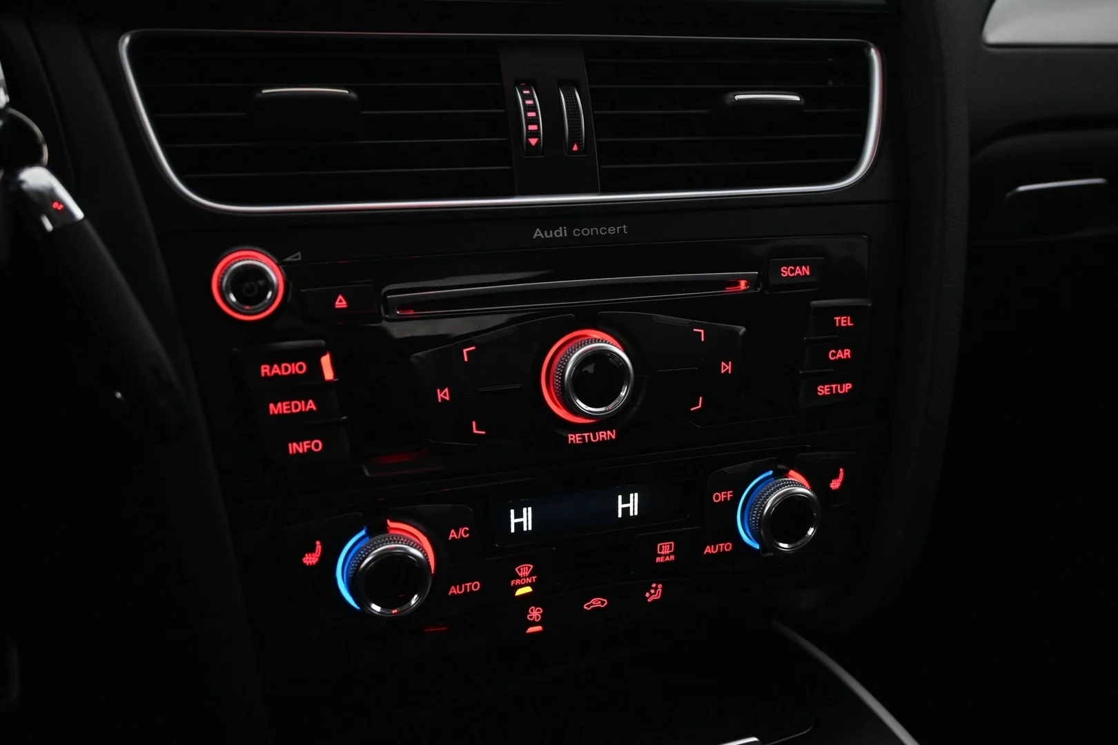 Car Image - 5rgLwWhFn9jAxYWejpdO9D