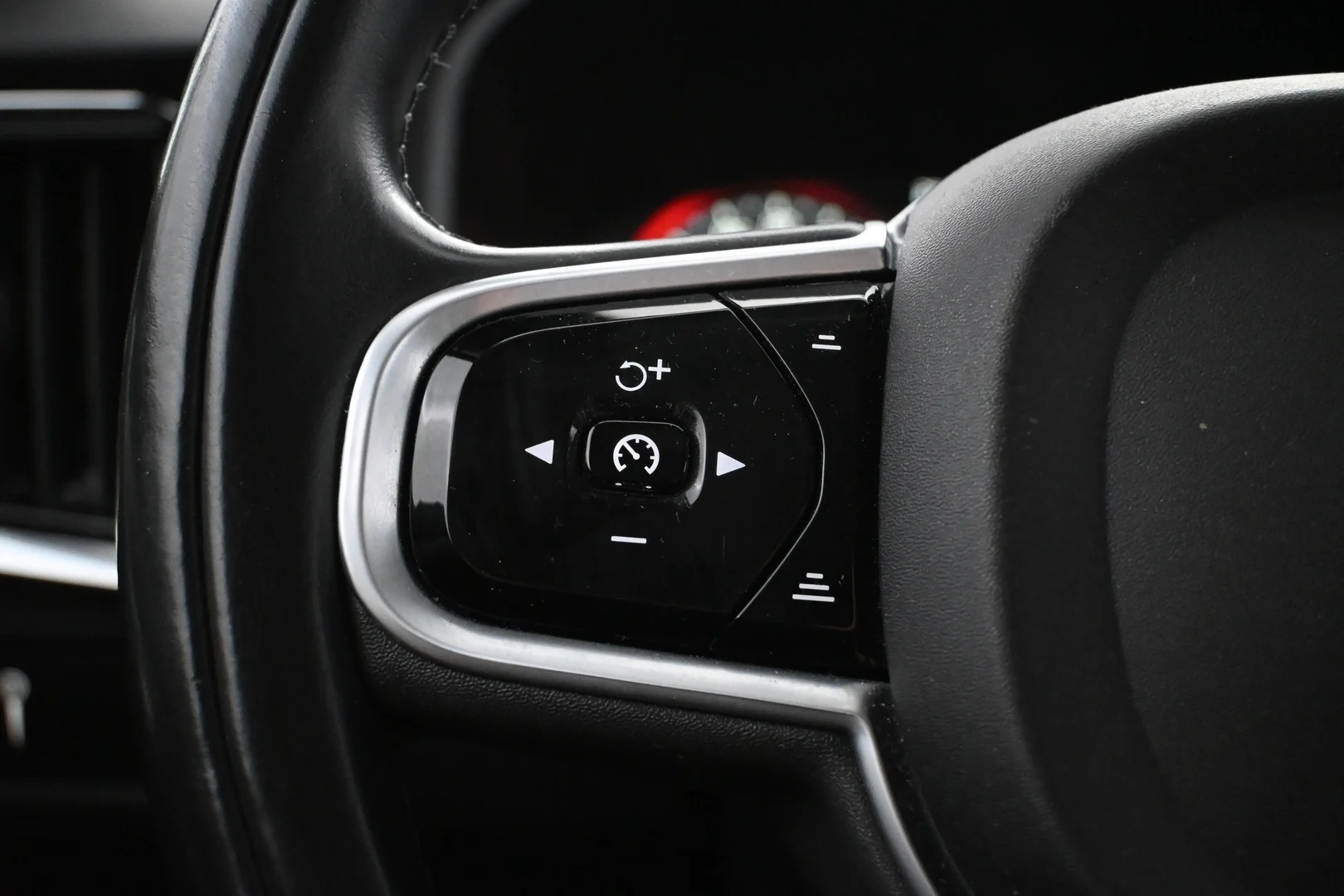 Car Image - j1jqUiweip20IwWLKdmeA