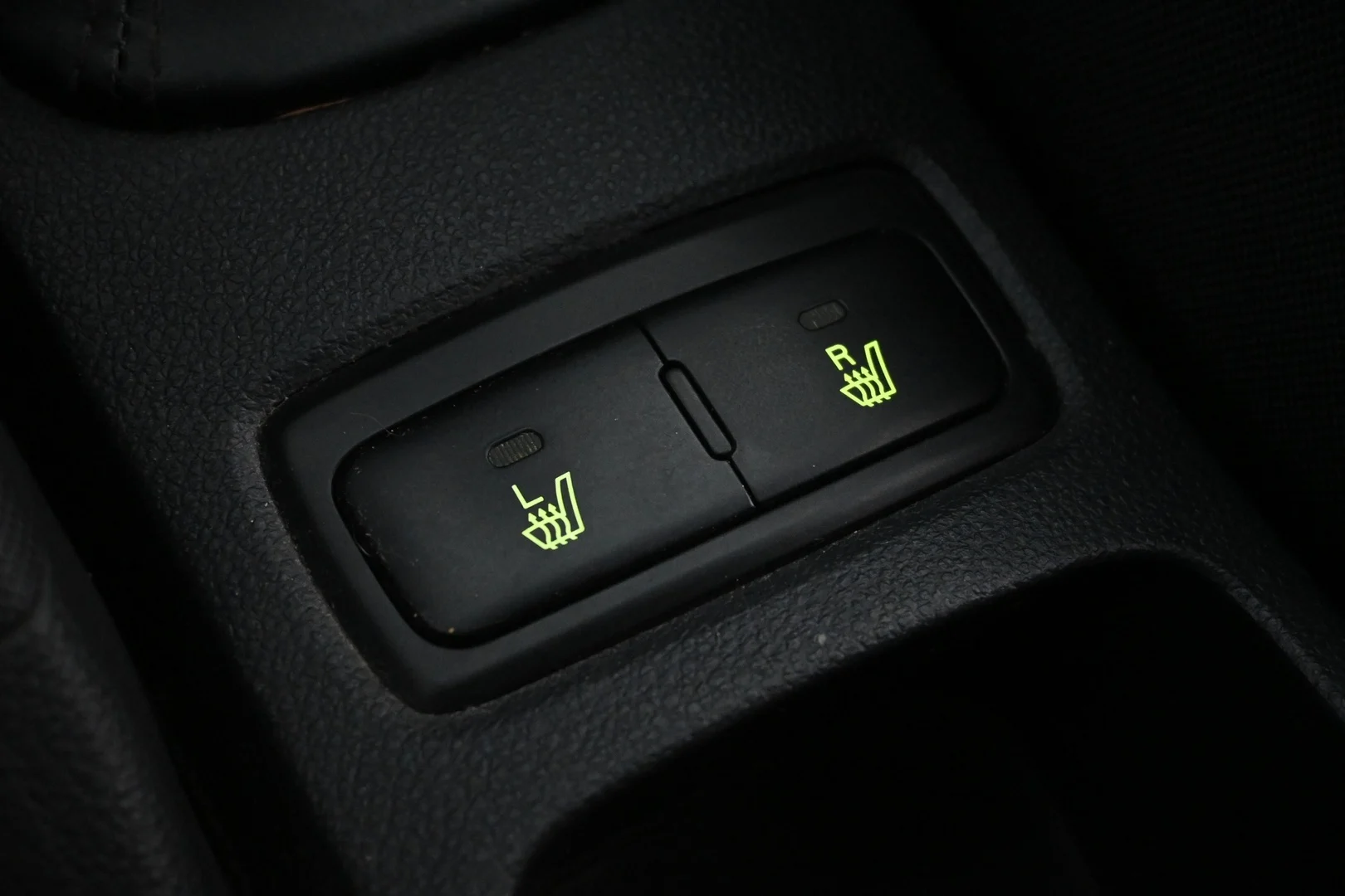 Car Image - 3WTto8JlPkdWLsIwLID4Al