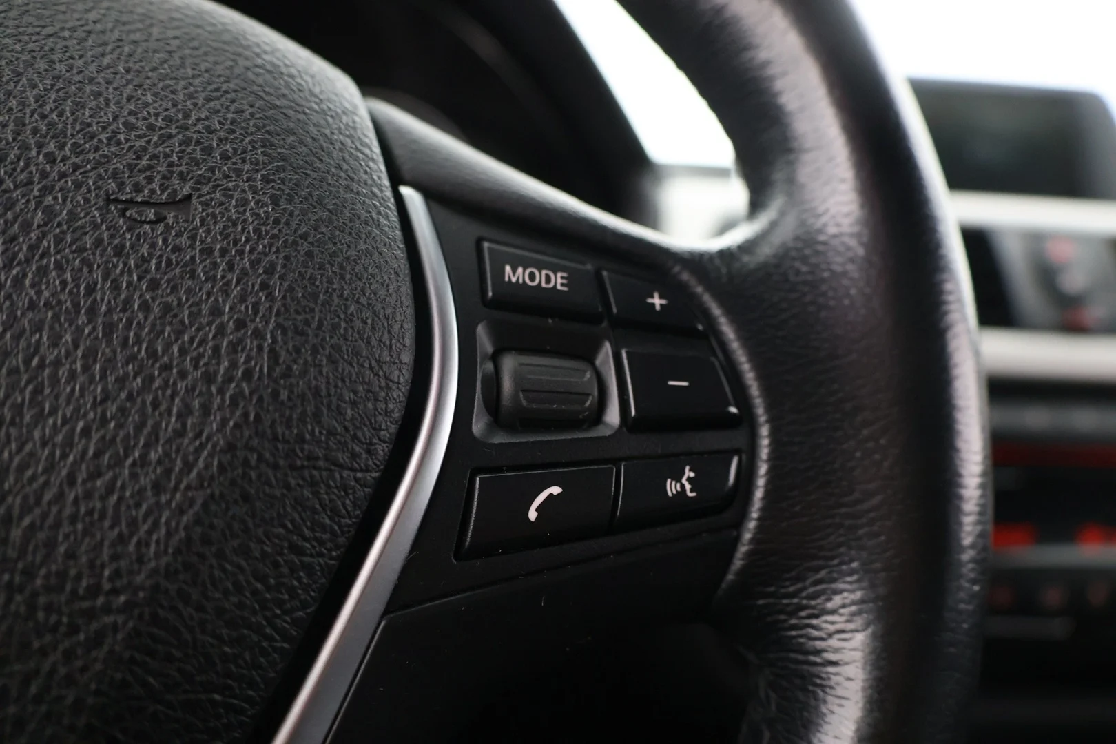 Car Image - jXMWiPR7w2b0qQAYJOyCw