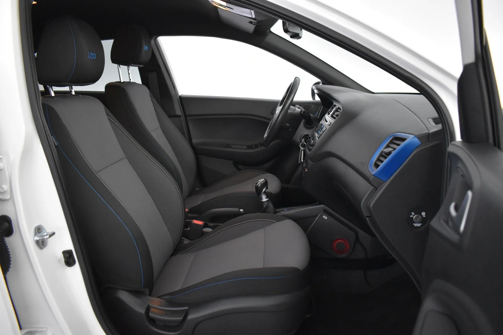 Car Image - 1qMsgnPQ0kDXxxArexwKse