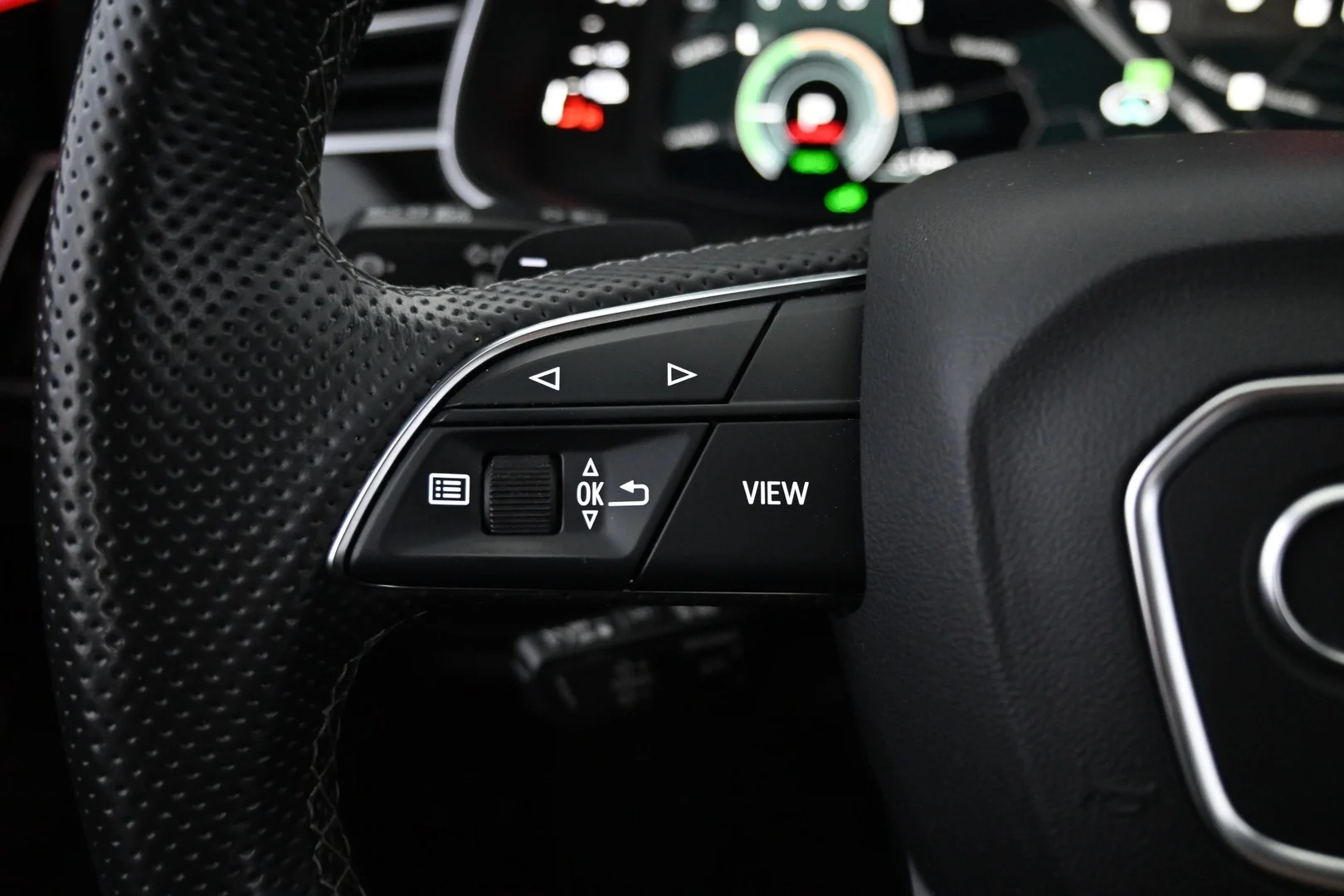 Car Image - 41GwQJU2a2x2EF1aBFaFc4